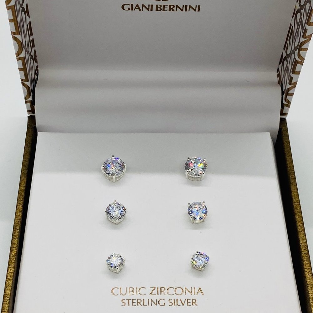 Brand New Giani Bernini Sterling Silver Stud Set